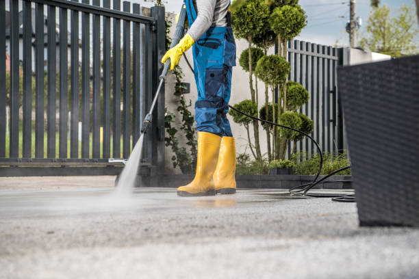 Best Concrete Pressure Washing  in Carlyss, LA